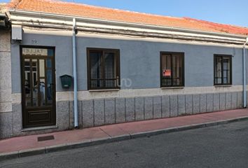 Chalet en  La Bañeza, León Provincia