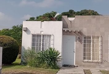 Casa en condominio en  Avenida Andamaxei, Santuarios Residencial, El Pueblito, Corregidora, Querétaro, 76900, Mex