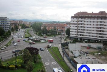 Chalet en  Oviedo, Asturias