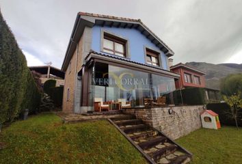 Chalet en  Caravia Alta, Asturias