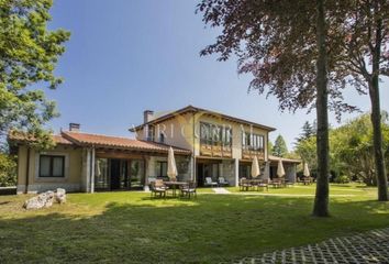 Chalet en  Posada De Llanes, Asturias