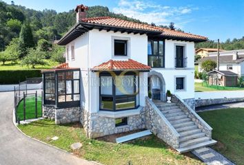 Chalet en  Pravia, Asturias