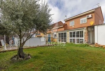 Chalet en  Villanueva De La Torre, Guadalajara Provincia