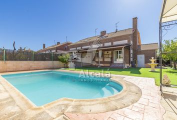 Chalet en  Villanueva De La Torre, Guadalajara Provincia