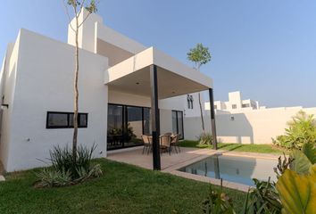 Casa en  Calle 21, Conkal, Yucatán, 97345, Mex