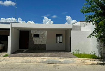 Casa en condominio en  Calle 12-a 326-336, San Carlos, Mérida, Yucatán, 97130, Mex