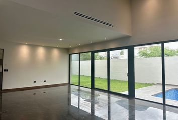 Casa en  Calle Portal Del Huajuco, La Herradura, Monterrey, Nuevo León, 64985, Mex