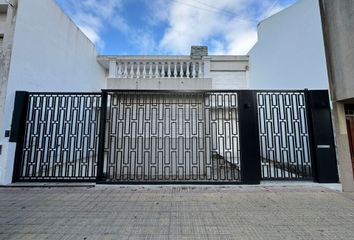 Casa en  La Plata, Partido De La Plata