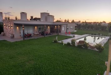 Casa en  Puerto Roldán, Roldán