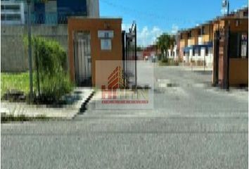 Casa en  Calle Maya Real, Fraccionamiento Maya Real, Chetumal, Othón P. Blanco, Quintana Roo, 77082, Mex