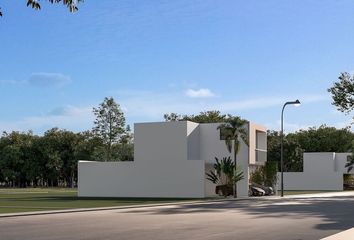 Lote de Terreno en  Calle 20-a, Yaxkukul, Yucatán, Mex