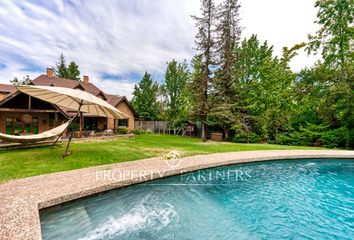 Casa en  Vitacura, Provincia De Santiago