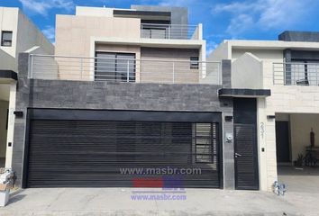 Casa en  Calle Calvi, Monticello, Mitras Poniente, García, Nuevo León, 66024, Mex