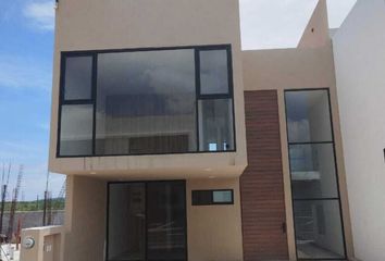 Casa en condominio en  Prolongación Constituyentes Ote, El Marqués, Querétaro, 76267, Mex