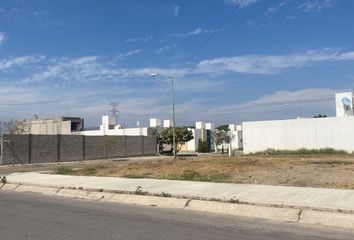 Lote de Terreno en  Calle Monte Carlo, Tabachines, Ciudad De Villa De Álvarez, Villa De Álvarez, Colima, 28075, Mex