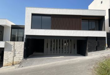 Casa en  Laderas Sector Garanday, Monterrey, Nuevo León, Mex