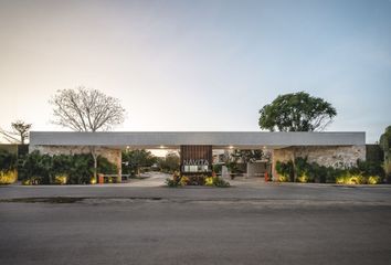 Lote de Terreno en  Calle 88, Mérida, Yucatán, 97305, Mex