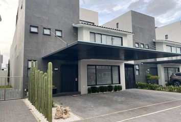 Casa en condominio en  Calle Árbol De La Vida, Llano Grande, San Salvador Tizatlalli, Metepec, México, 52148, Mex