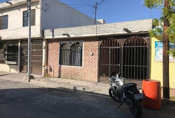 Casa en  Calle Pico De Almanzor 1656, Nueva Las Puentes, San Nicolás De Los Garza, San Nicolás De Los Garza, Nuevo León, 66436, Mex