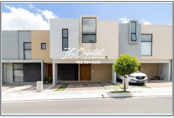 Casa en condominio en  Calle Huizache, Zibata, Zona Cactus, El Marqués, Querétaro, 76269, Mex