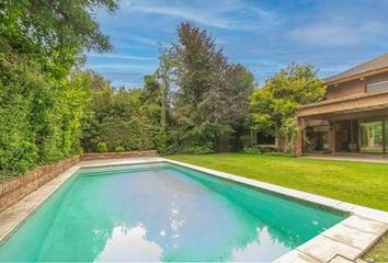 Casa en  Lo Barnechea, Provincia De Santiago