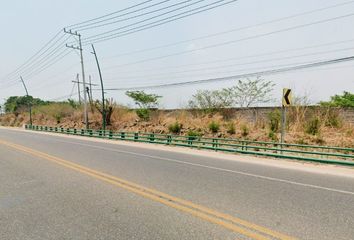 Lote de Terreno en  Carretera Oaxaca - Tehuantepec, Nejapa De Madero, Oaxaca, Mex