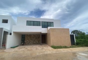 Casa en  Calle 18 108-108, Cholul, Mérida, Yucatán, 97305, Mex