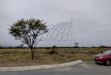 Lote de Terreno en  Las Aves Residencial And Golf Resort, Pesquería