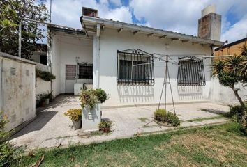 Casa en  Barrio Parque San Martin, Partido De Merlo