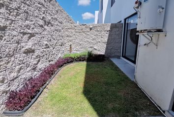 Casa en  Calle Valle Árbol De Jopi, Garambullo, Zibata, Condominio Ceiba, El Marqués, Querétaro, 76269, Mex