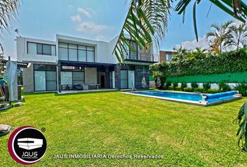 Casa en  Boulevard Lomas De Cocoyoc, Lomas De Cocoyoc, Atlatlahucan, Morelos, 62847, Mex