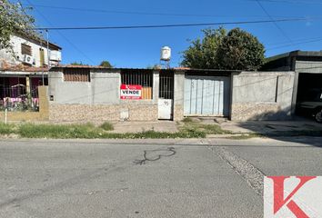 Casa en  Calle República Dominicana 1602-1920, San Fernando Del Valle De Catamarca, Capital, K4703, Catamarca, Arg