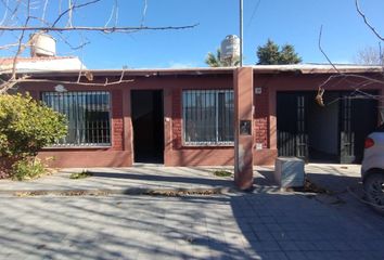 Casa en  Calle Río Salado, Guaymallén, Mendoza, Arg