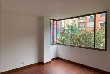 Apartamento en  Santa Barbara Norte, Bogotá