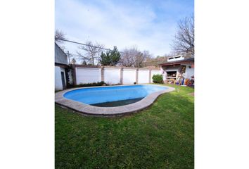 Casa en  Granadero Baigorria, Santa Fe