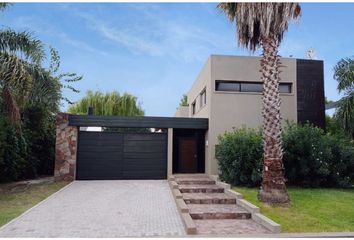 Casa en  Funes, Santa Fe