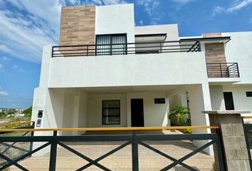 Casa en  Fraccionamiento Las Quintas, Culiacán