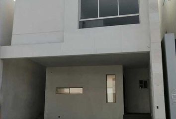 Casa en  Paseo De Los Leones, Mitras Poniente, García, Nuevo León, 66035, Mex