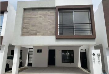 Casa en  Avenida Titanio, Paseo De Las Minas, García, Nuevo León, 66003, Mex