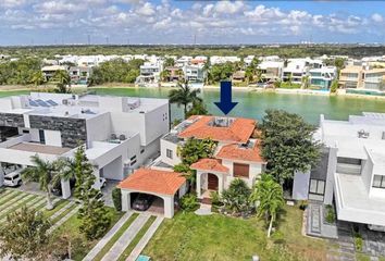 Casa en  Calle Antillas, Lagos Del Sol, Benito Juárez, Quintana Roo, 77567, Mex