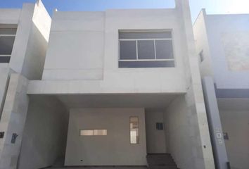 Casa en  Paseo De Los Leones, Mitras Poniente, García, Nuevo León, 66035, Mex