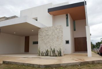 Casa en  Calle 98 A, Las Américas Ii, Mérida, Yucatán, 97302, Mex