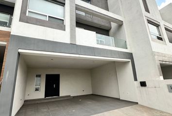 Casa en  Avenida Zapopan, Cima De Las Cumbres, Monterrey, Nuevo León, 64366, Mex