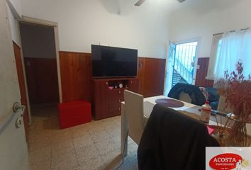 Casa en  4 Del, Calle Uruguay 1002, Mar Del Plata, General Pueyrredón, B7604, Provincia De Buenos Aires, Arg