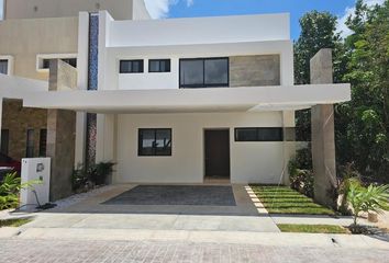 Casa en condominio en  Supermanzana 326, Cancún, Quintana Roo