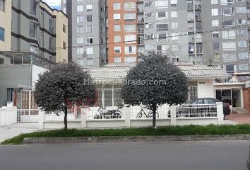 Lote de Terreno en  Cedritos, Bogotá