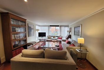 Apartamento en  La Cabrera, Bogotá