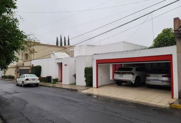 Casa en  Santa Engracia, San Pedro Garza García