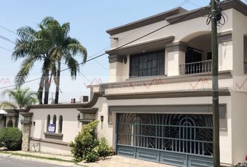 Casa en  Circuito Cocoyoc, Colonial La Silla, Monterrey, Nuevo León, 64860, Mex