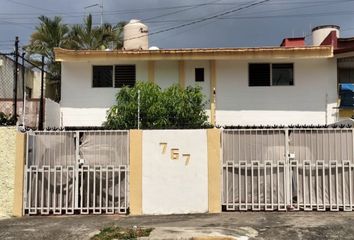 Casa en  Calle Tormenta 763, Guadalajara, Jalisco, 44520, Mex